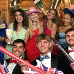 The Ultimate Photobooth Adventure: A 21st Birthday to Remember!
